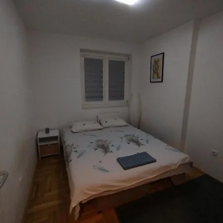 Апартаменты Apartment, For A Day - Relax Donje Mladice