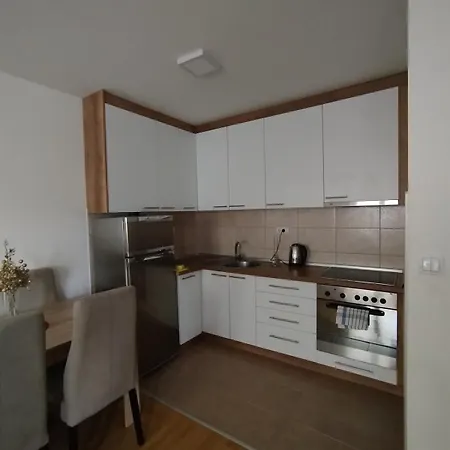 Apartamento Apartment, For A Day - Relax Donje Mladice
